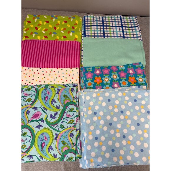85 Precut Flannel Fabric Quilt Squares 9"-10" Multicolor Set - Picture 10 of 10